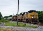 UP 9016 leads a southbound grain train into the siding McAlester 